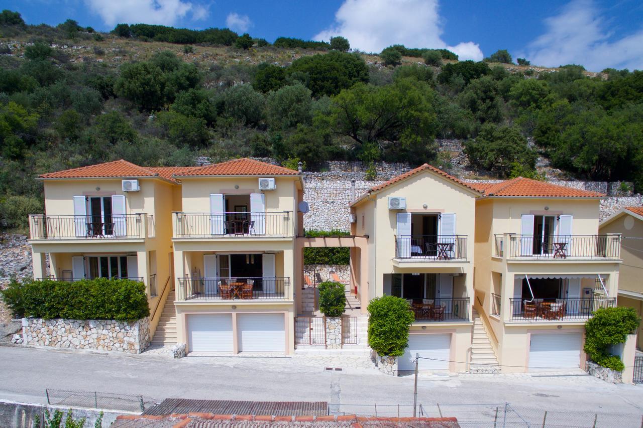 Villa Gabriel Houses *