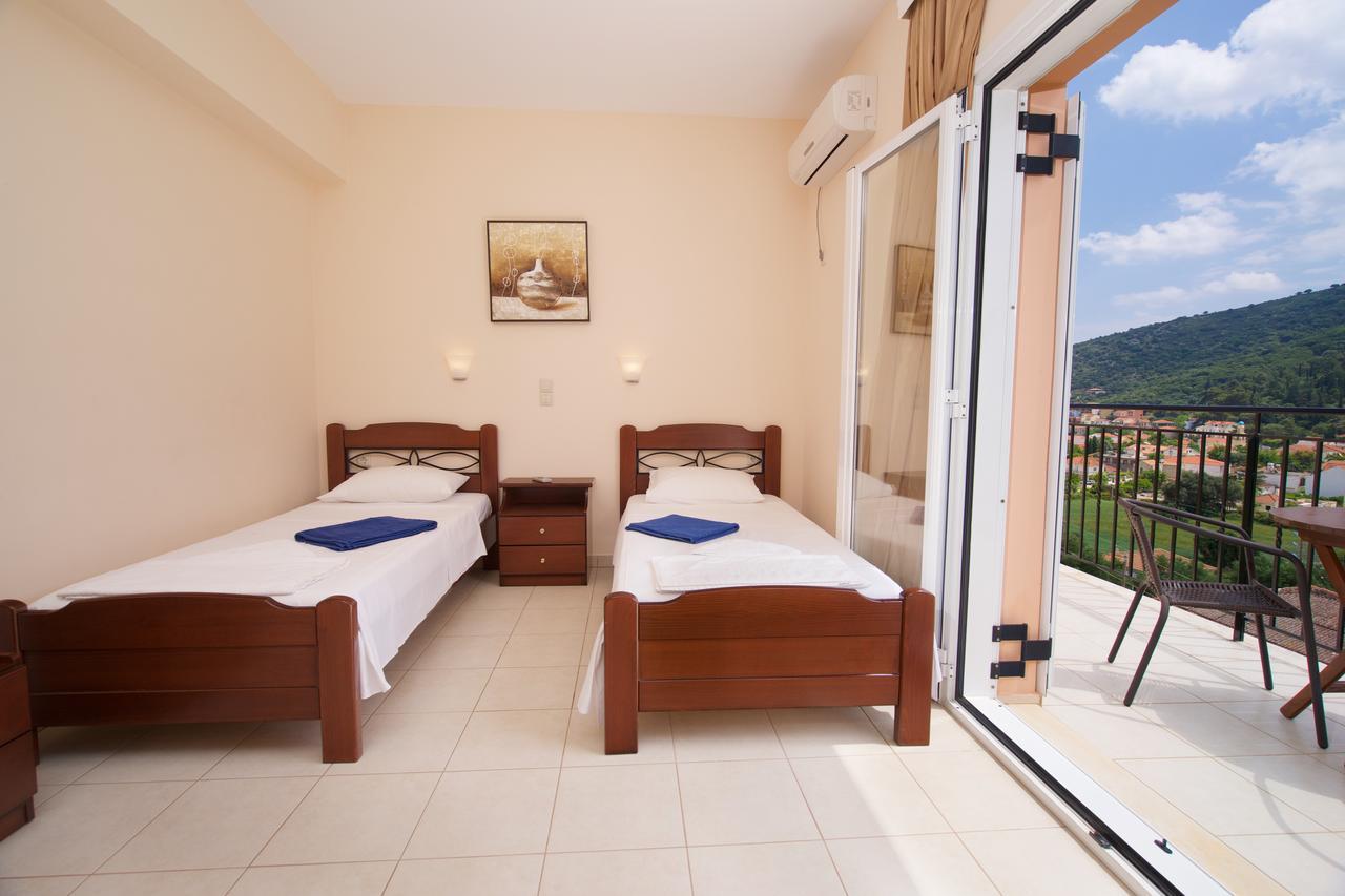Gabriel Houses * Agia Efimia